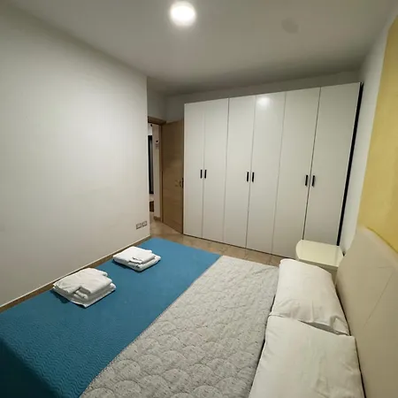 Ginevra & Carlotta Villaggio Rivazzurra Apartment